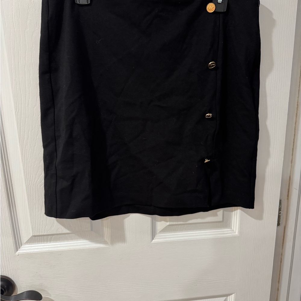 Michael Kors Black Pencil Skirt with Gold Buttons – Size L‎ (NWOT)
